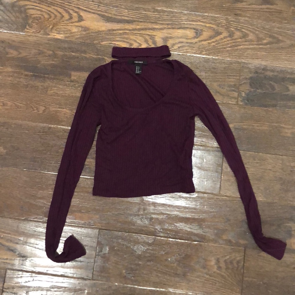 Purple long sleeve crop top w choker